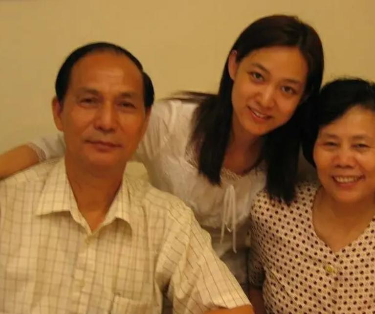 邹宜均妈妈被追究责任了吗,邹宜均母亲现状