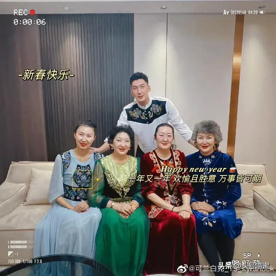 郭艾伦被选入cba25周年最佳阵,郭艾伦回归首训