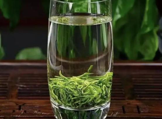 茶叶多少钱一两算是好茶,高档茶叶买什么茶好