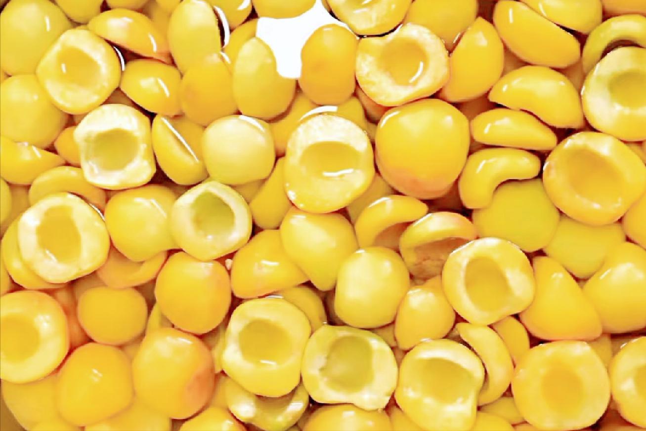 一夜之间“起死回生”，曾受冷落的黄桃罐头，美国一直在悄悄进口