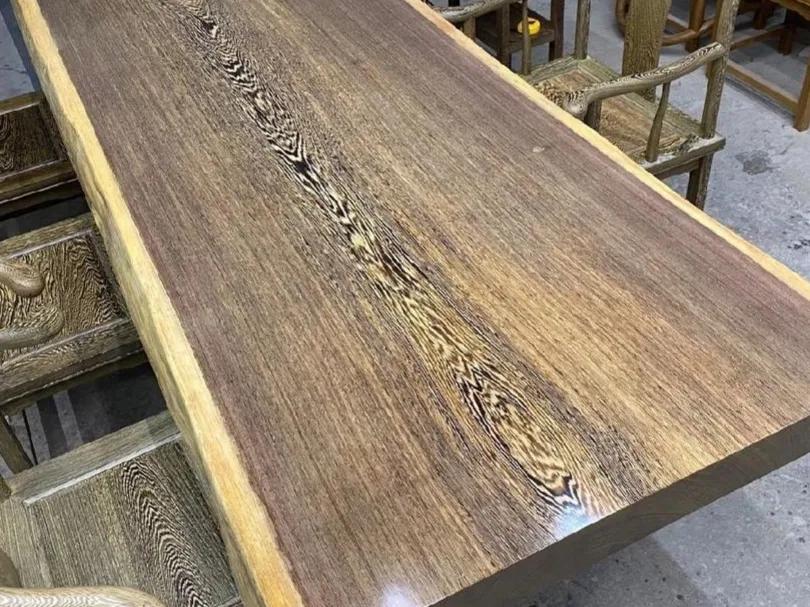 鸡翅木入选红木理由,鸡翅木最廉价的红木