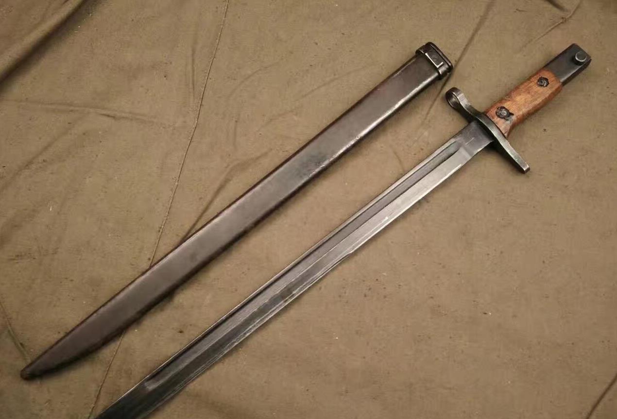 盘点二战十大著名军刀,二战时期的十大名枪