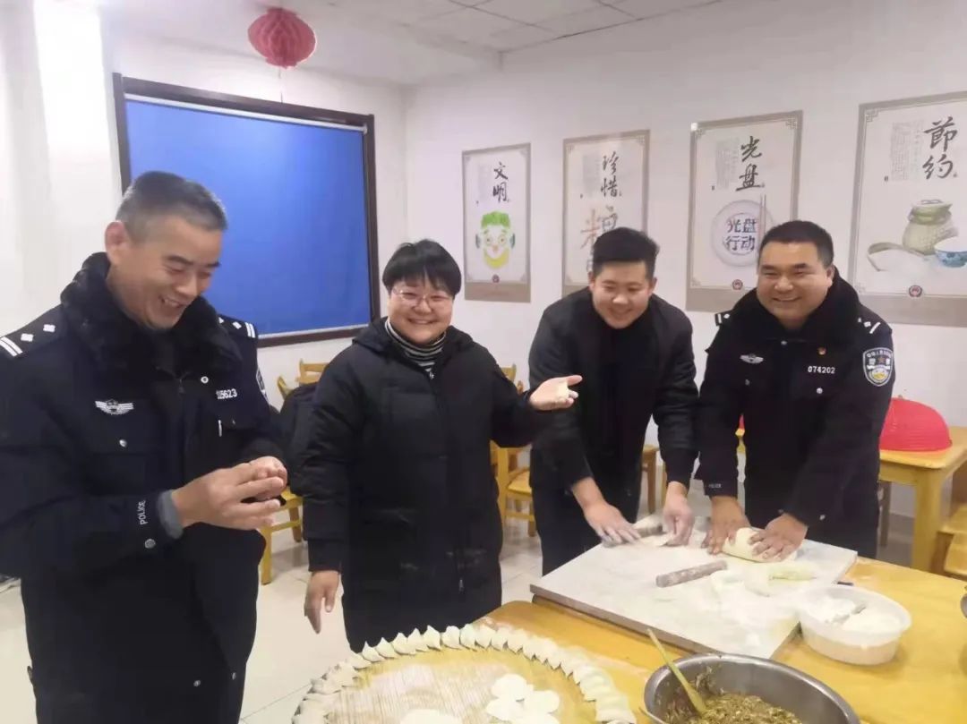 【万家团圆我在岗位】独家记忆,临沂公安“警”味年夜饭