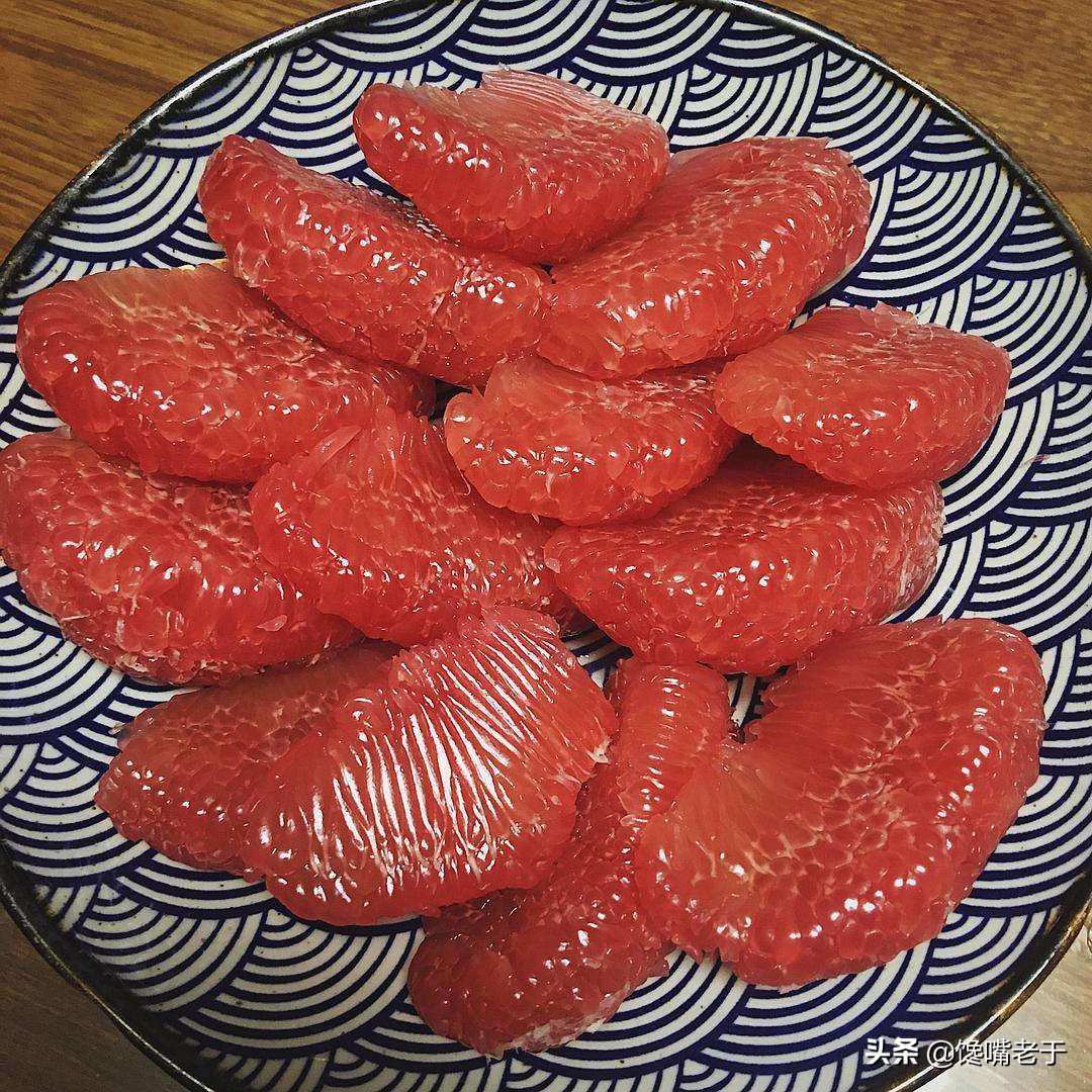 有哪些水果适合中老年人吃,现在适合老年人吃的水果零食