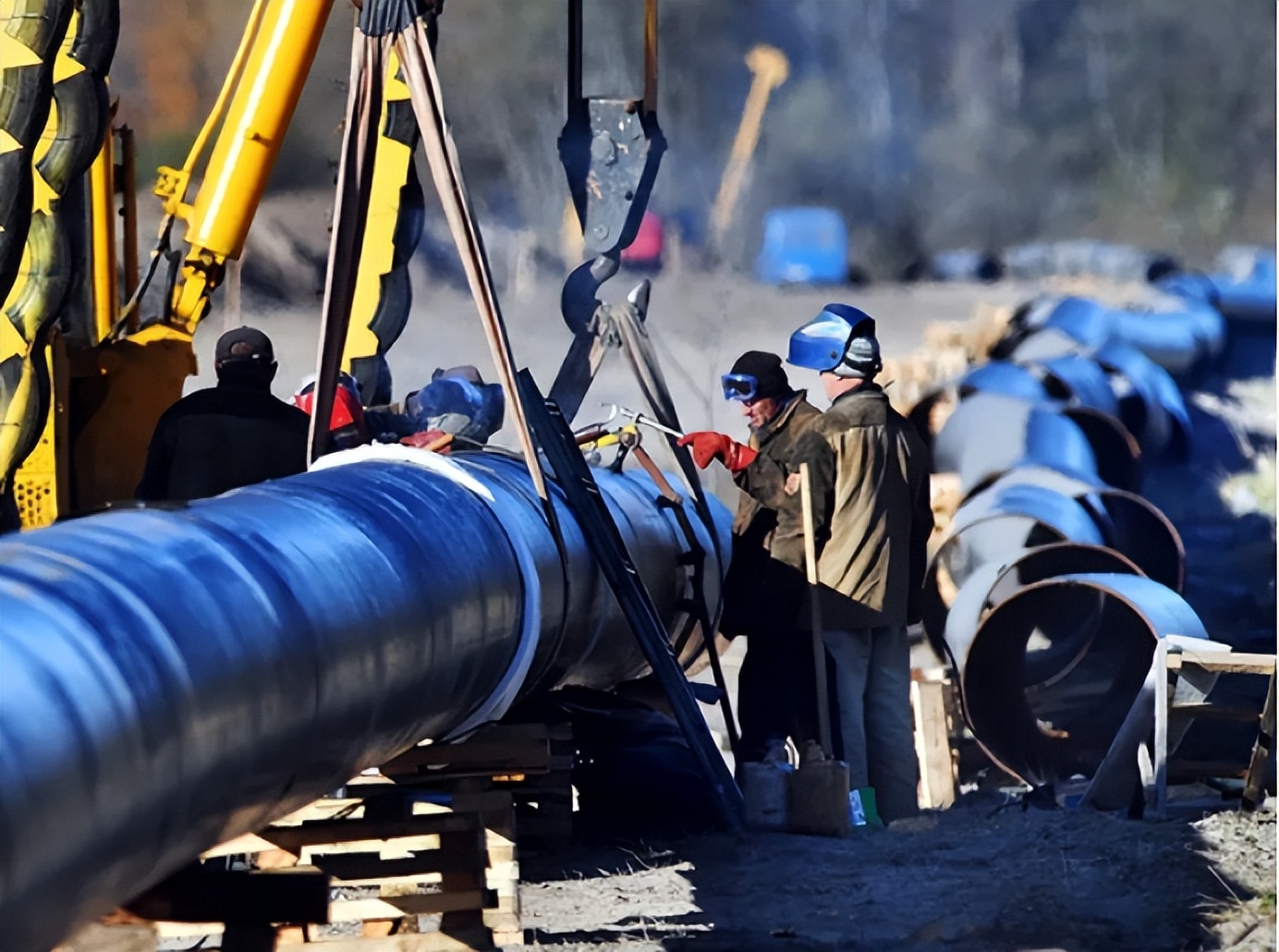 俄罗斯石油卖不出来会怎么样,俄罗斯石油卖不出去为什么油价涨