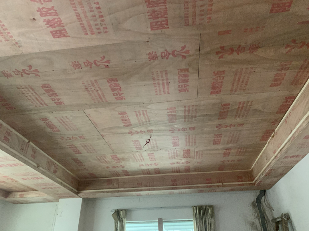 阻燃板刷乳胶漆过程,阻燃板批腻子粉怎样防开裂