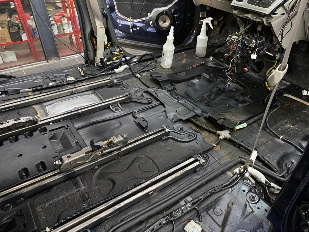 老款艾力绅全车翻新,老款艾力绅2.4大修