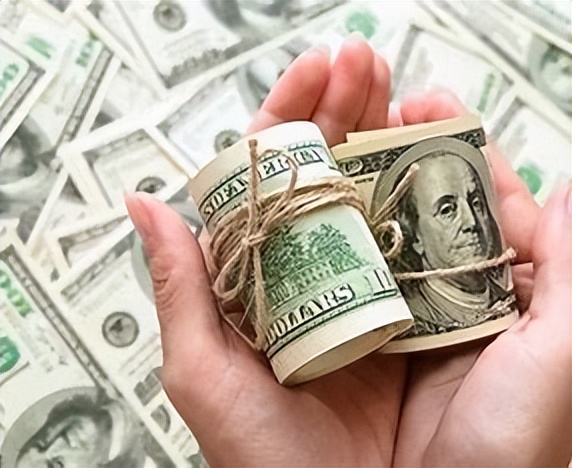 美国工资水平与中国工资对比,美国人的平均收入是多少人民币