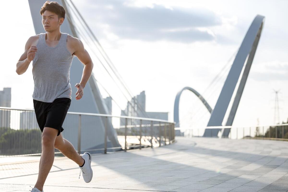 健康是跑步最大动力,特步跑步动力