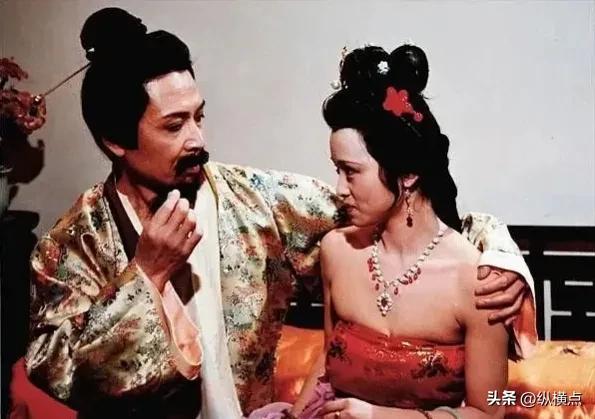 红楼梦贾蓉的隐喻,红楼梦中贾家因为何罪被处罚