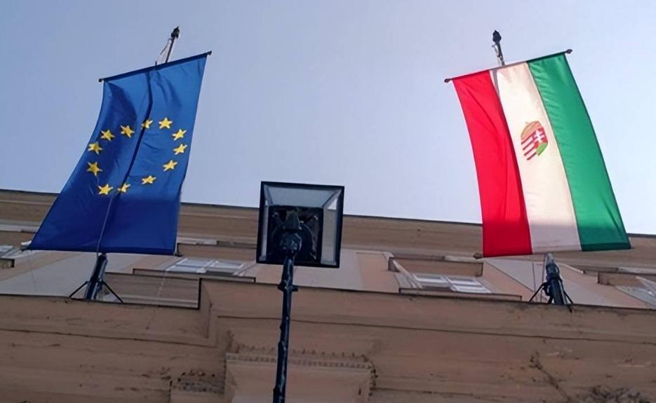 欧洲议会通过对匈牙利的决议,欧洲议会通过压倒性法案