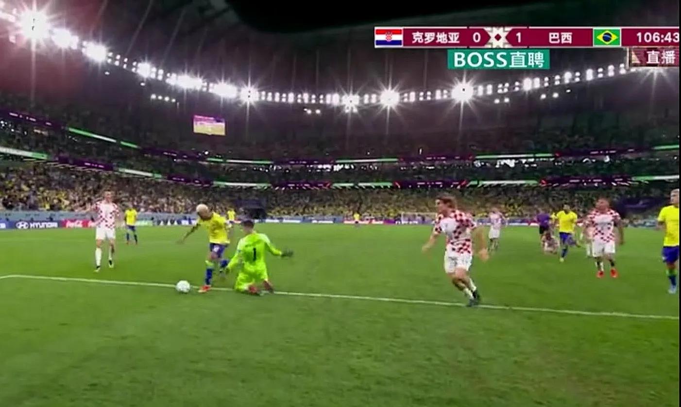 荷兰足球战胜巴西比分,足球最惨烈的一场比赛葡萄牙荷兰