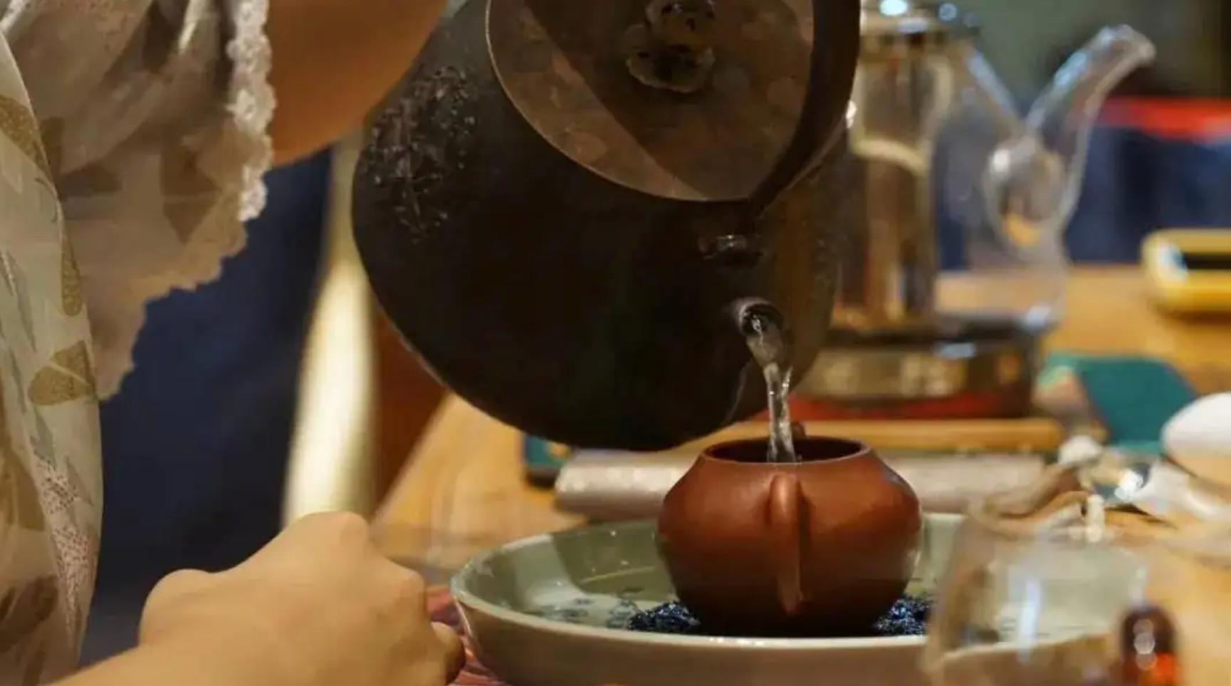 市面上常见的老班章,如何辨别老班章真假