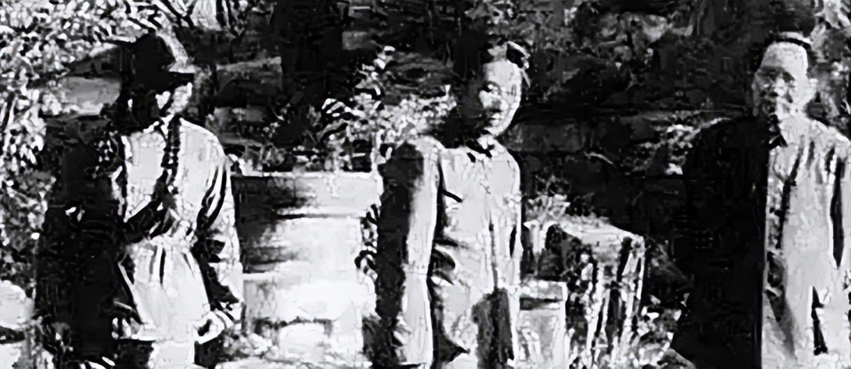 11年,*新宇毛**携妻看望找回毛岸英两兄弟的李云,刘滨:第一次听说