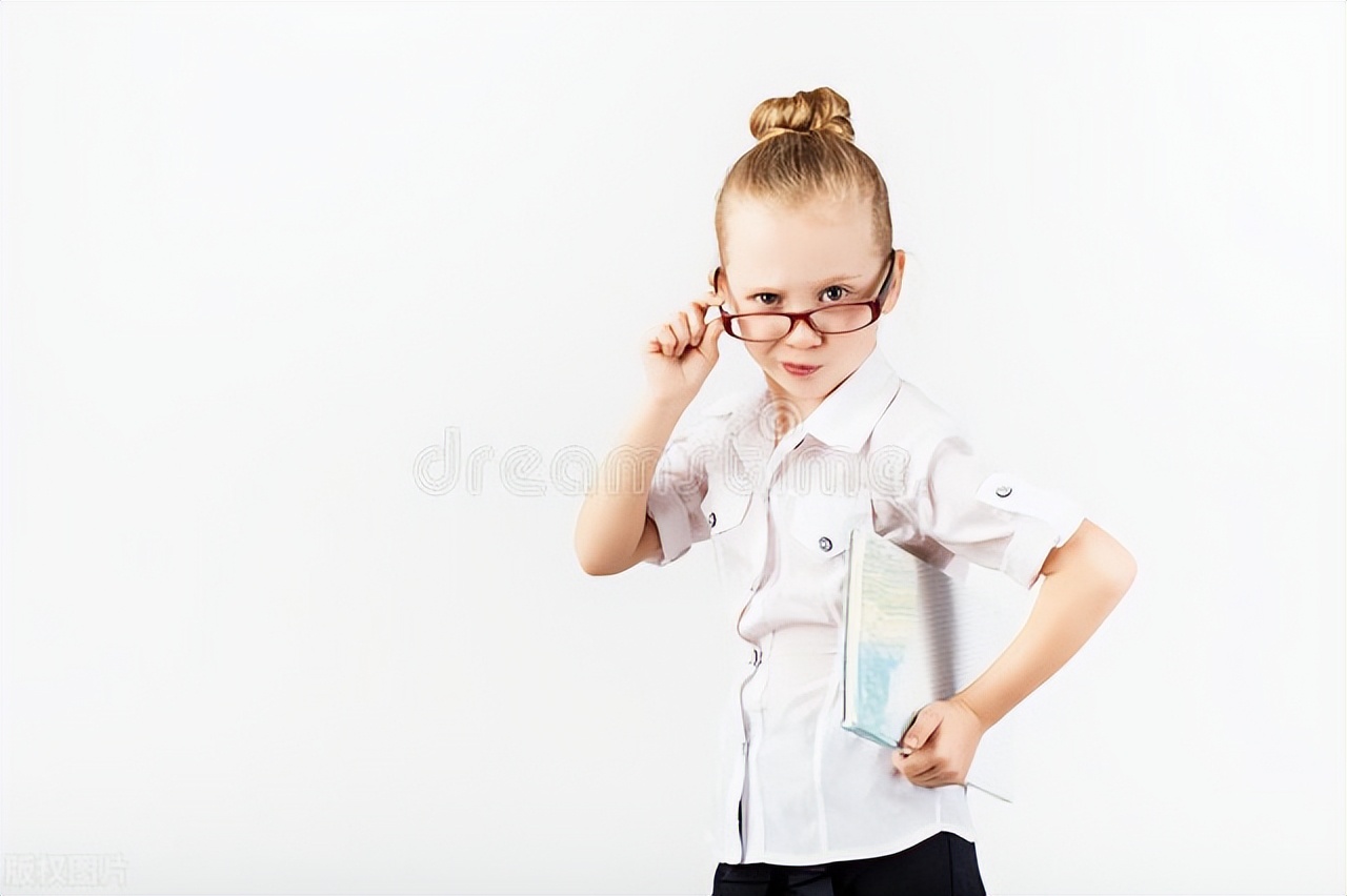 11岁1米4来月经还能长高吗,11岁的女孩来月经正常吗还长高吗