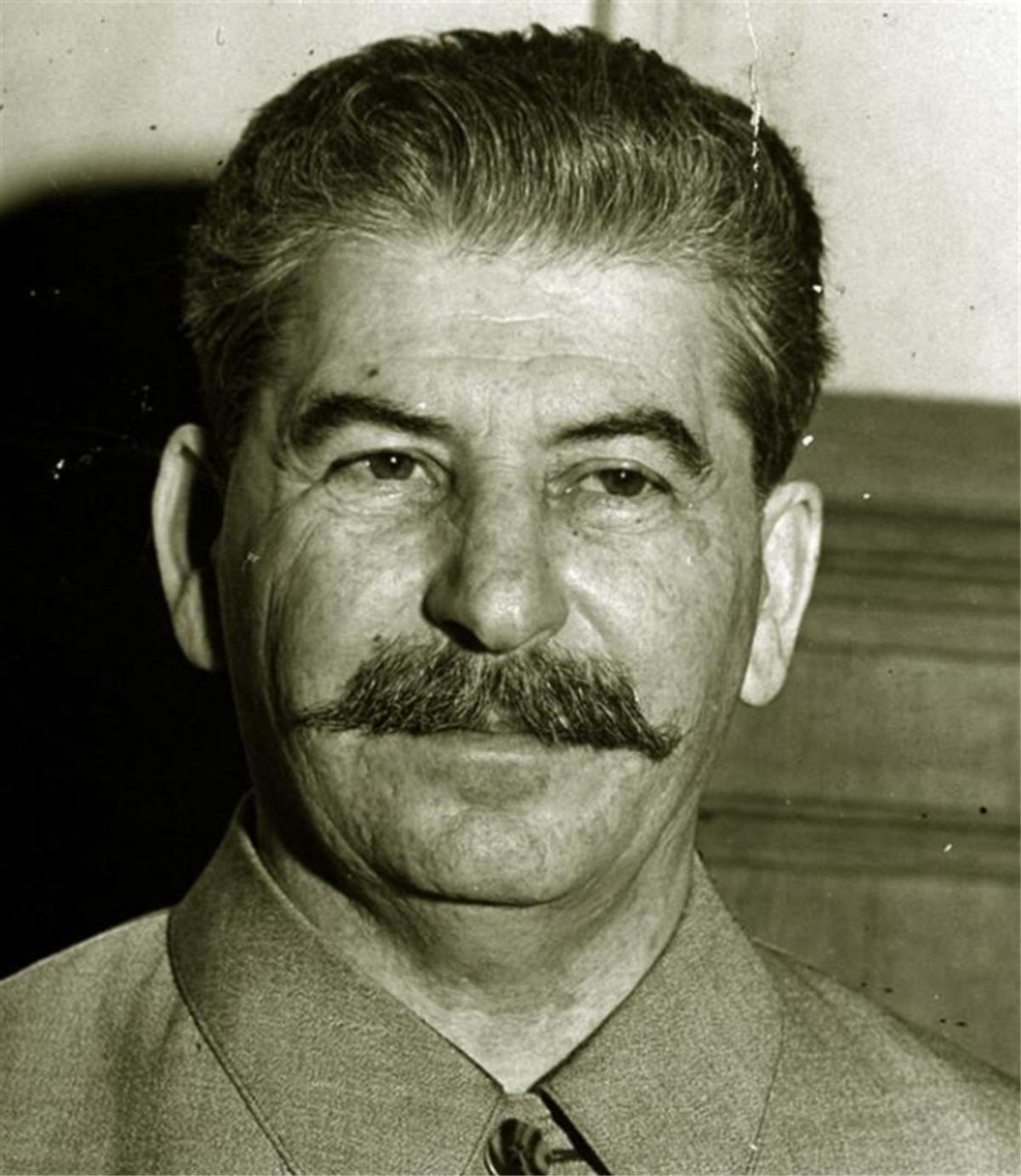 1992年，俄罗斯将朝鲜战争的资料卖给美国，揭开抗美援朝的内幕