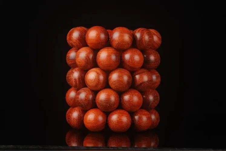 珍贵的红木手串有哪些,名贵木手串大全