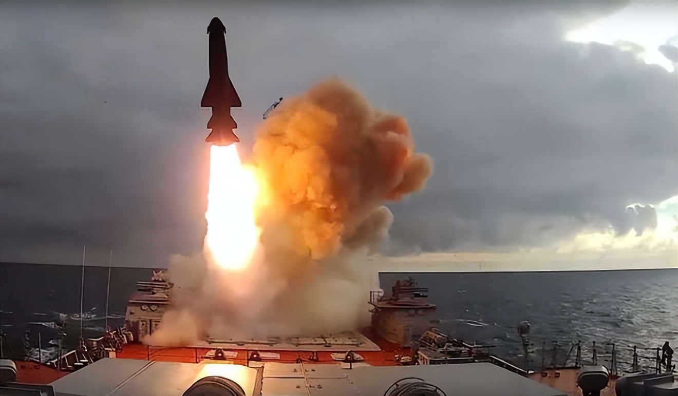 mk41美国,mk41垂直发射系统可以一坑四弹吗