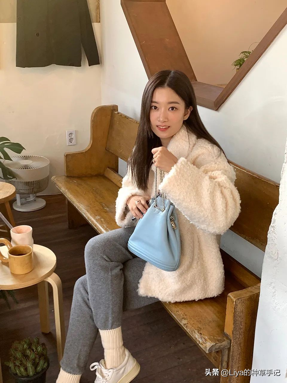 冬天穿什么长款外套保暖又时尚,秋冬厚外套这样选保暖又好看