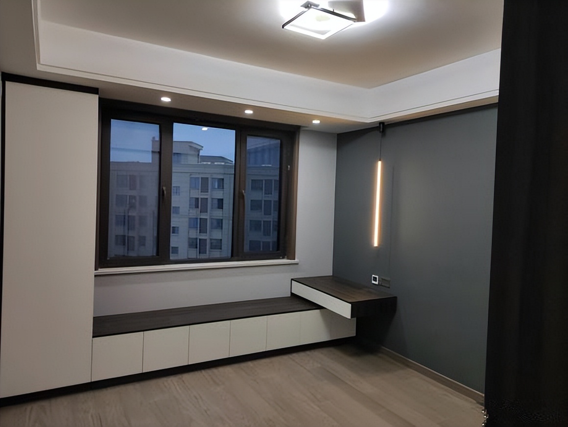 硬装装完没钱买沙发,硬装结束了没钱买电视和沙发