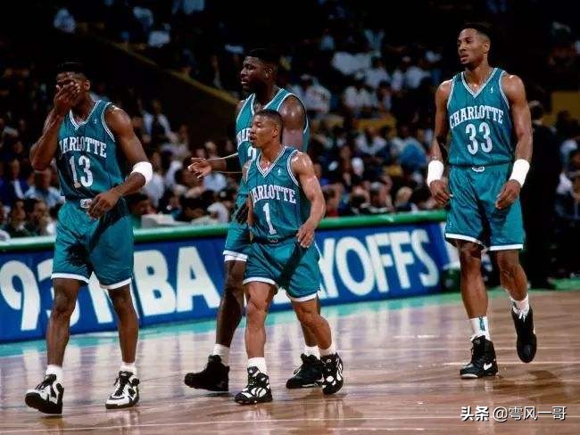 nba电镀银球鞋,nba球星博格斯