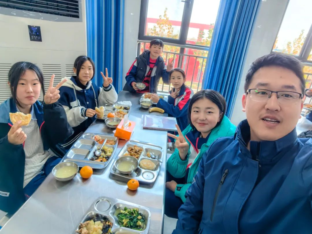 南湖行知丨【战“疫”线下篇】封校不封爱,温暖一直在