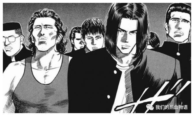 球迷爆发冲突场面失控,球迷看台打架冲突群殴合集