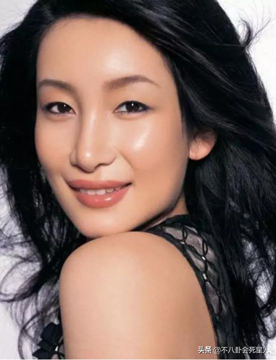 对双眼皮“下手”的明星：浮肿、宽大、失败返工，一个比一个狠