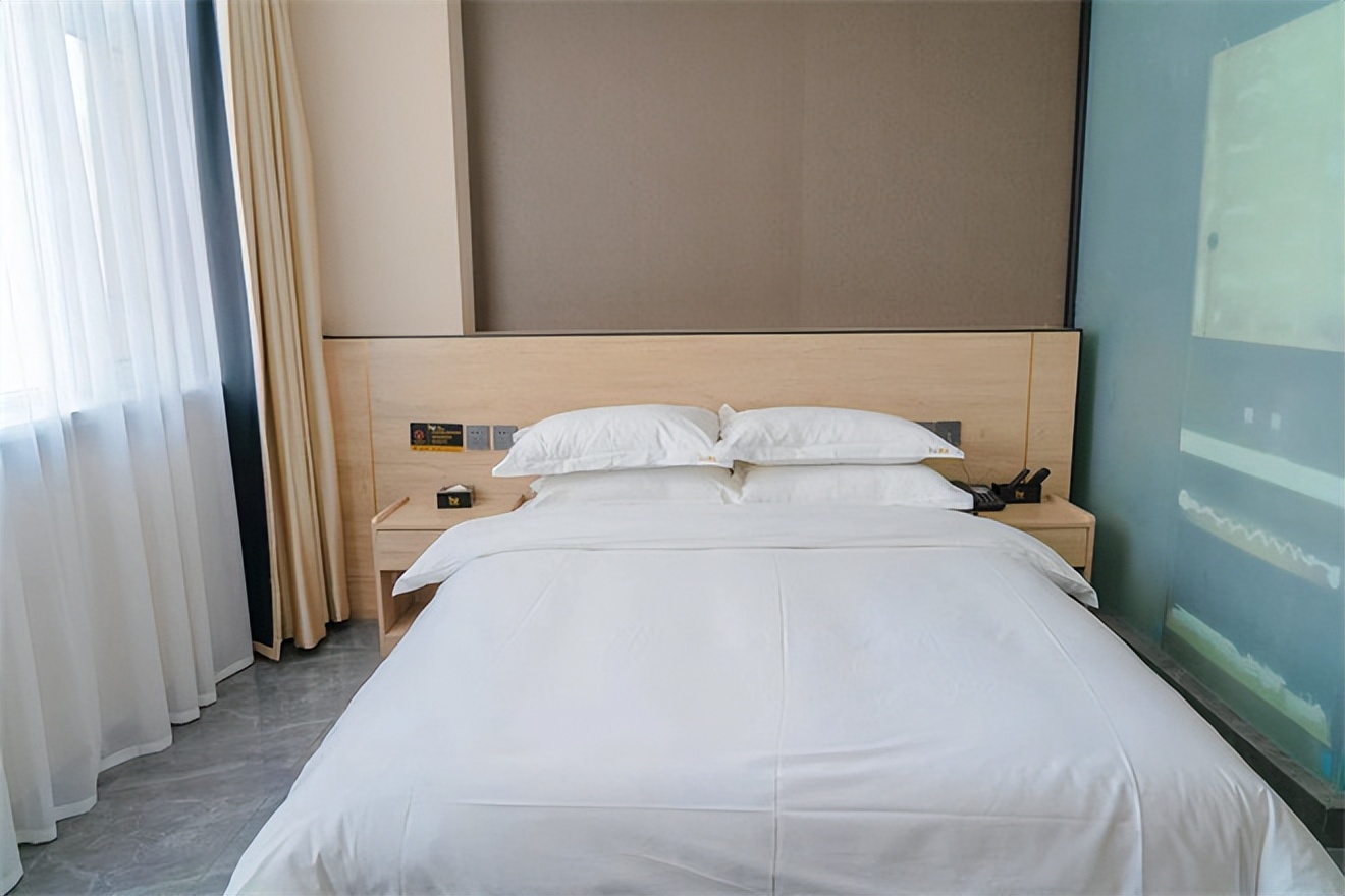 2023固原市网红人气酒店必住榜“IU酒店（彭阳店）”