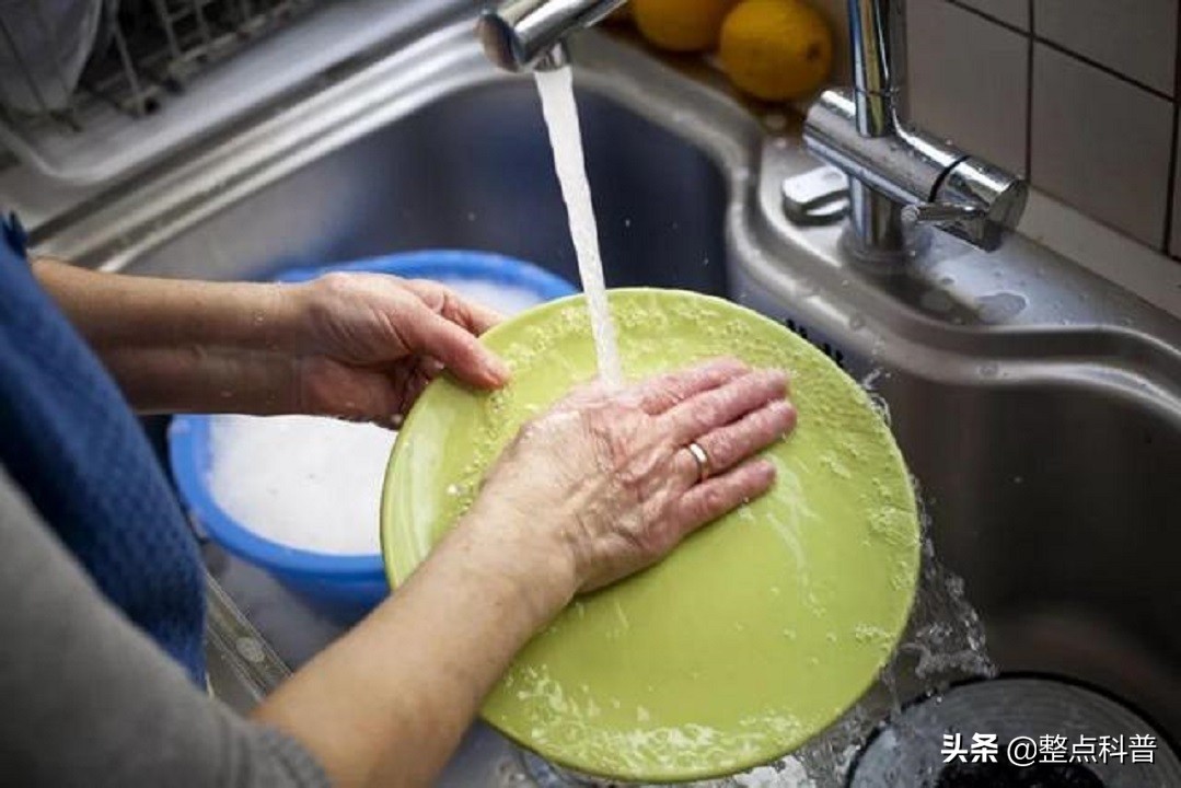 洗洁精是害人精这种说法对吗,洗洁精对人体的危害谣言