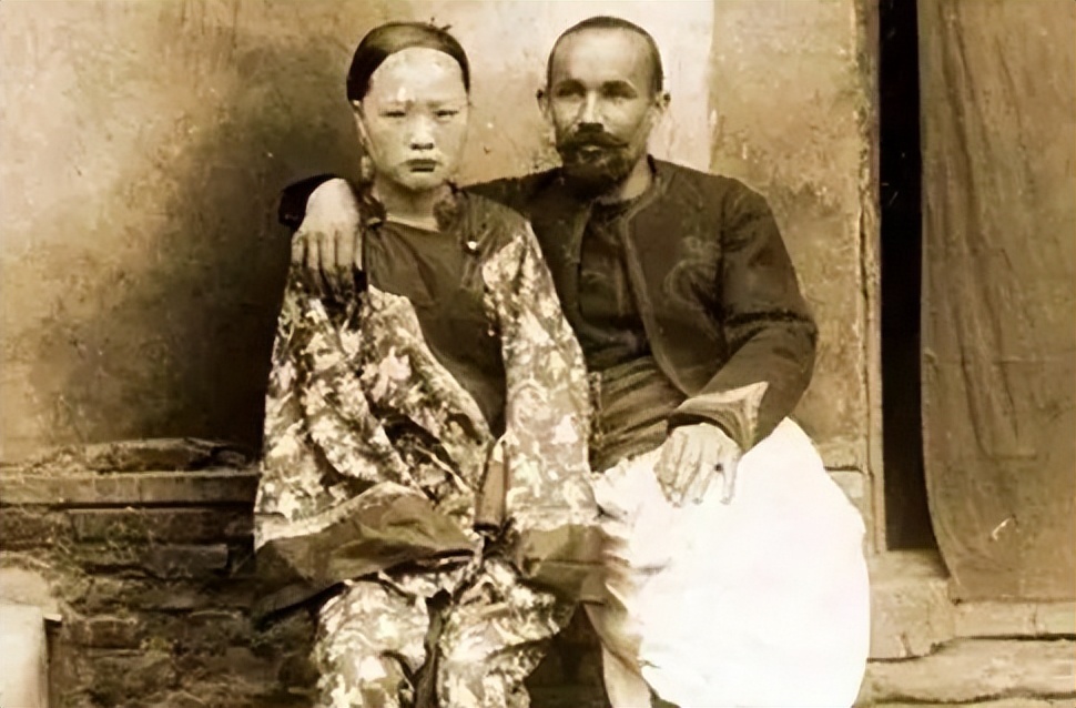 晚清历史被卖去美国的女子,晚清姑娘被美国人买走50美元