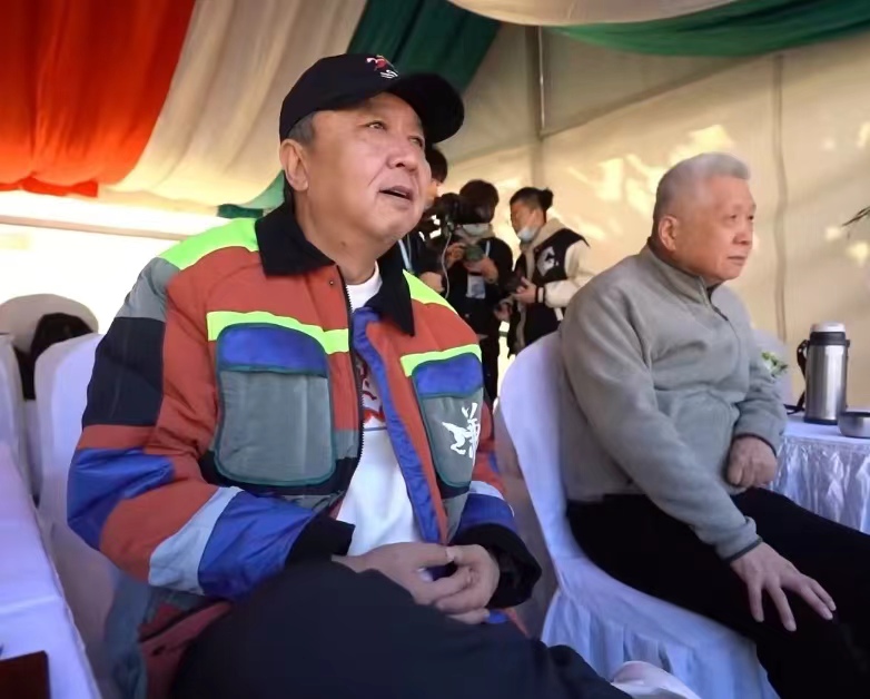 于谦赛马最新消息,于谦的赛马夺冠