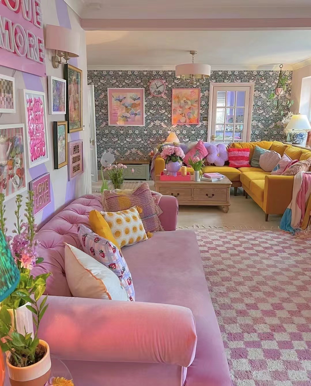 绿色搭配哪些颜色好看,绿色好看的搭配