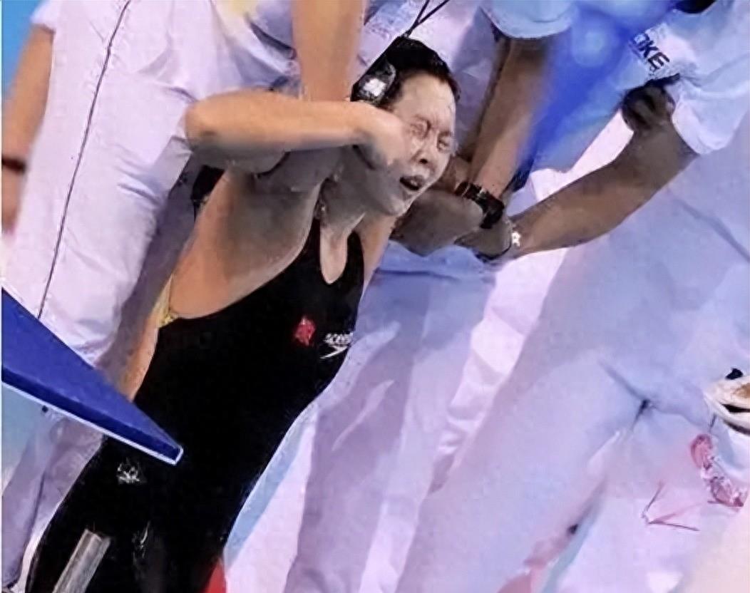 血泪抗争:女运动员赛前“刮毛”、赛后强忍痛扯泳衣
