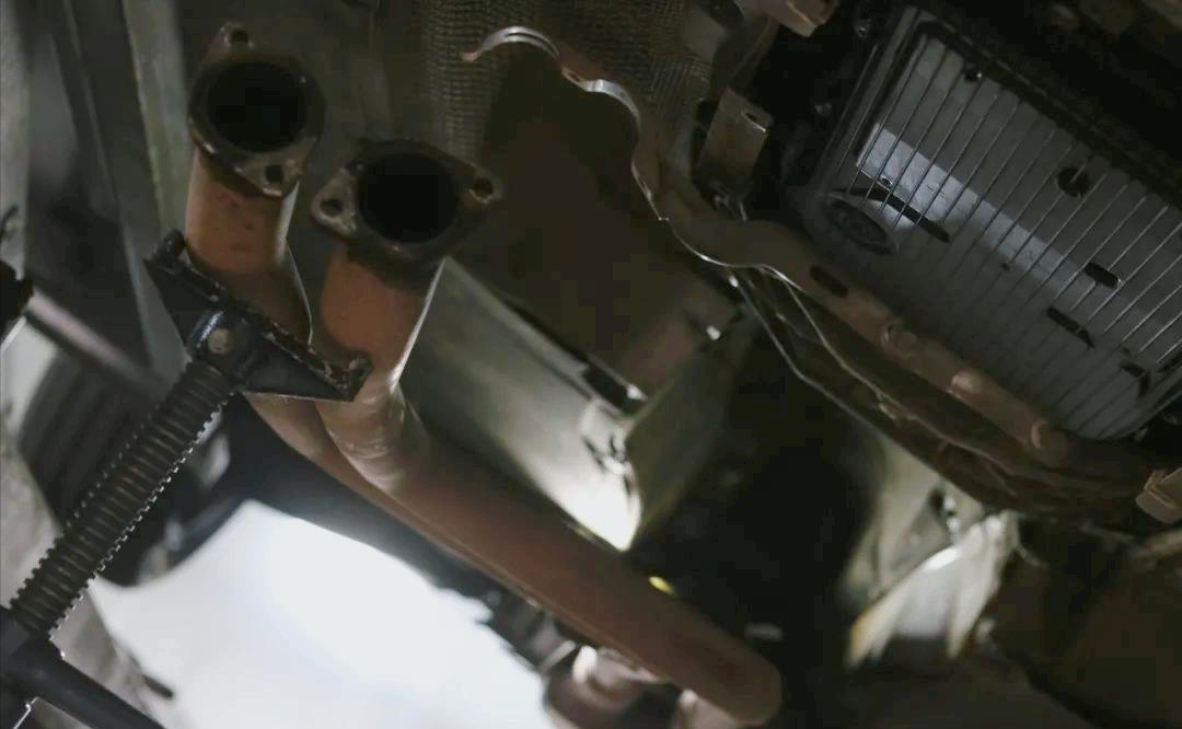 老款宝马730改新款全过程,12年40万公里宝马730翻新