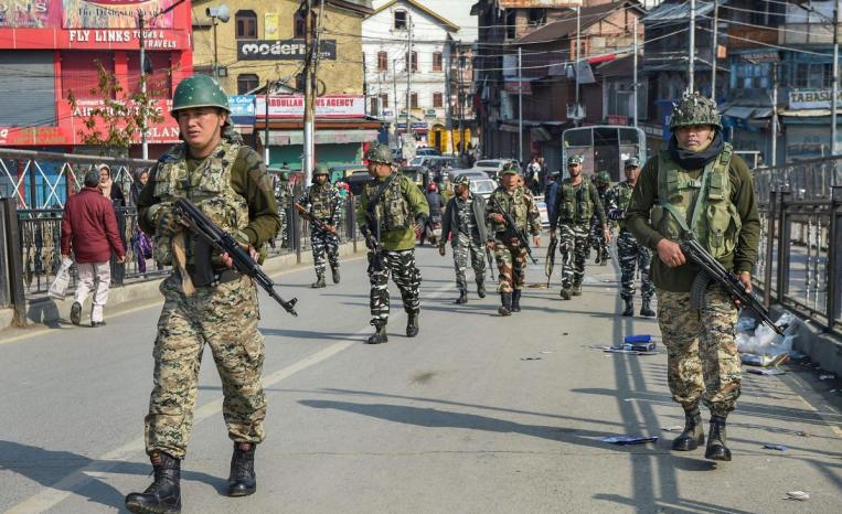 印度*队军**实力和中国差距多大？美专家评价印度：再胡闹等于自杀