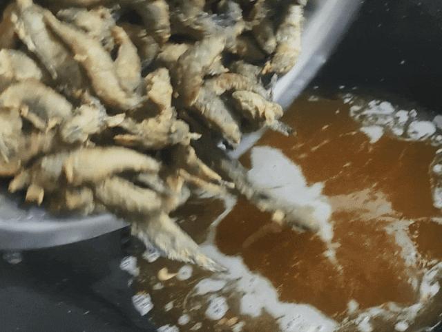 舌尖上的美食中的跳跳鱼做法,莆田跳跳鱼怎么煎好吃