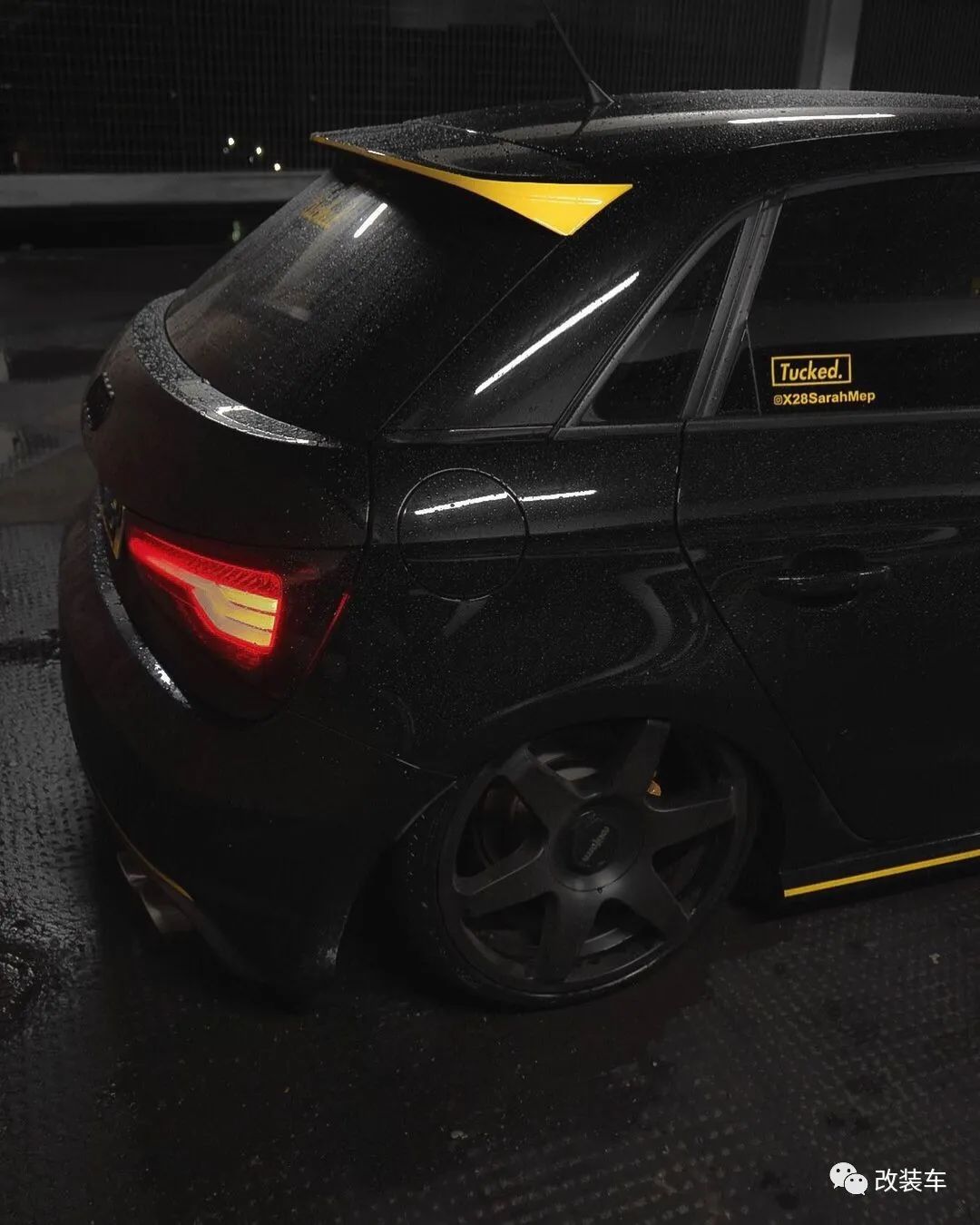 奔驰c级小姐姐改装,奔驰威霆改装小姐姐