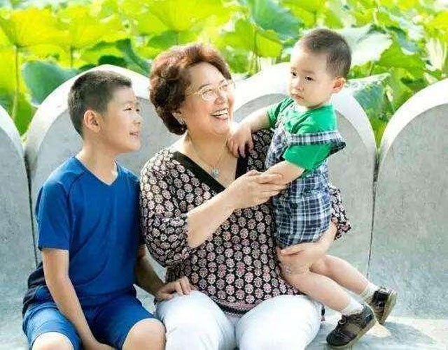 国家鼓励生三胎考虑过教育么,国家鼓励生三胎真的好吗