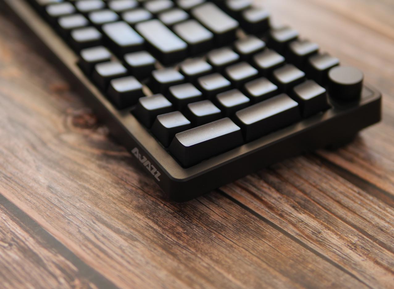 黑爵机械键盘ak996测评,黑爵ak98机械键盘