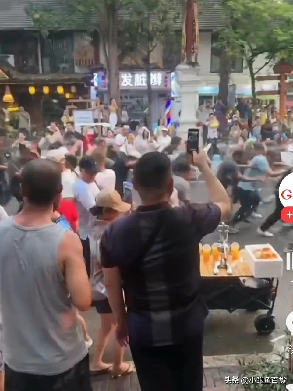 欢度傣族传统节日开门节,傣族的传统新年节日