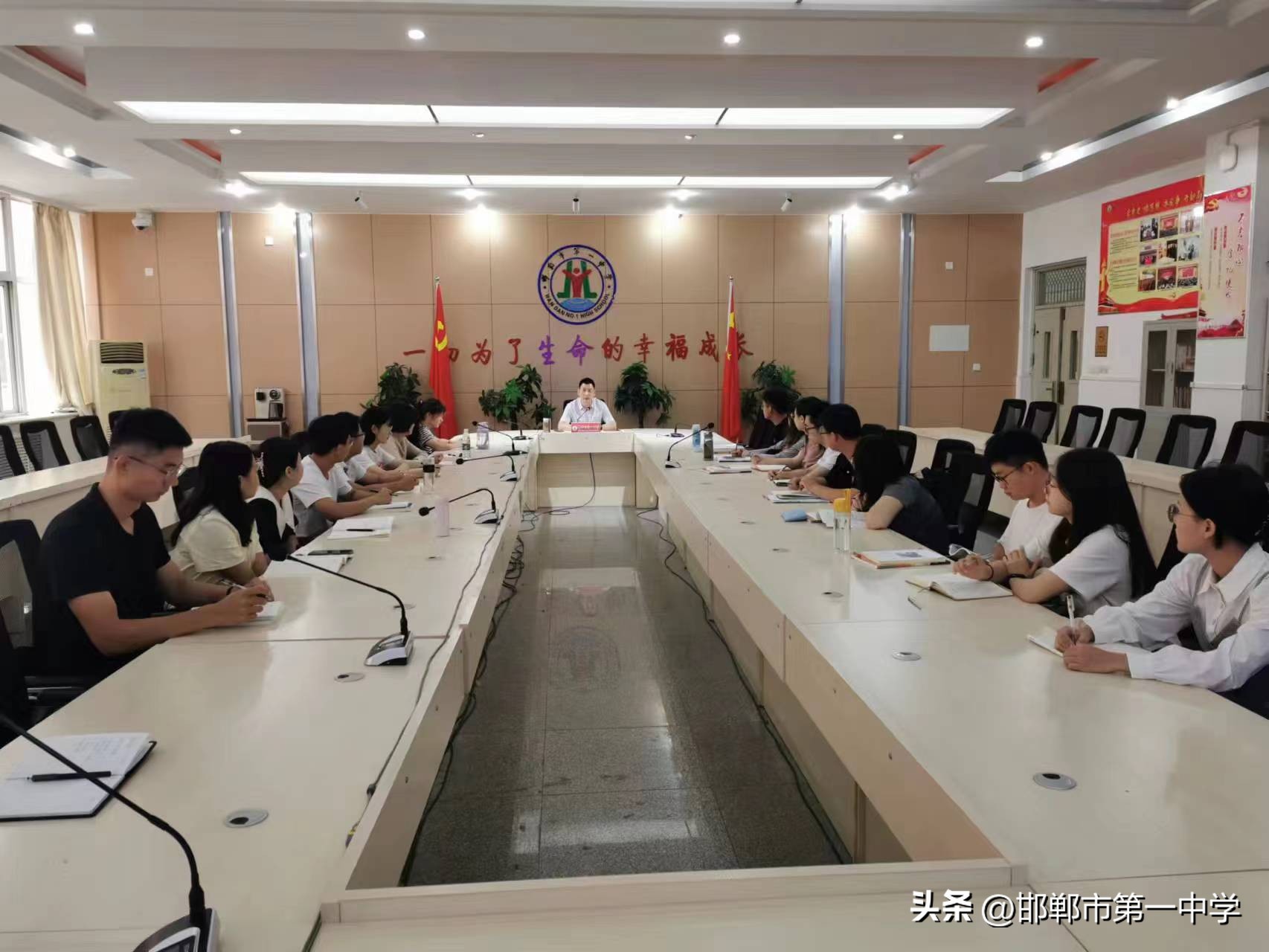 初心如磐笃行致远乘势而上,初心如磐践使命奋楫扬帆启新程