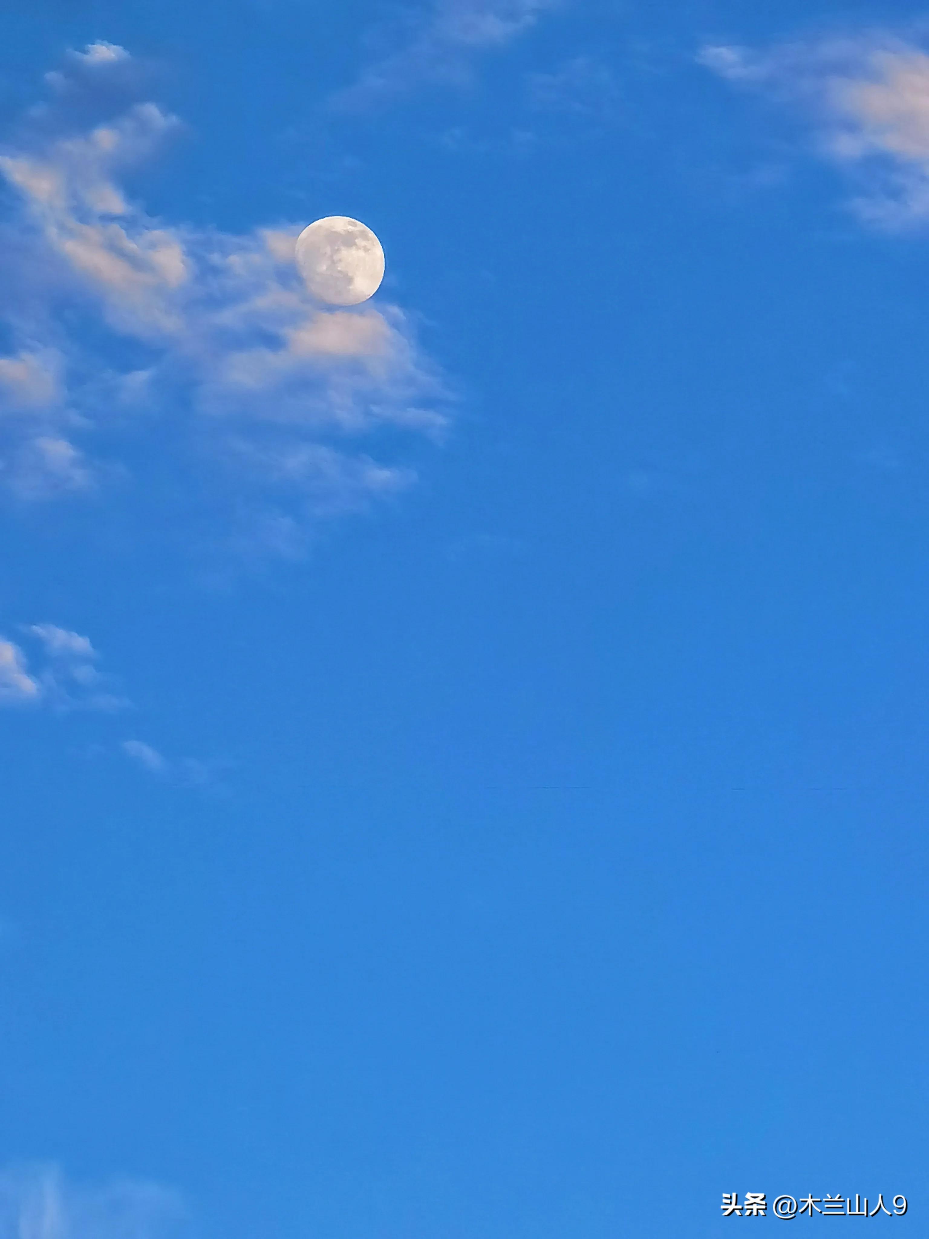 手机拍摄红底照片怎么导入,拍红云的技巧