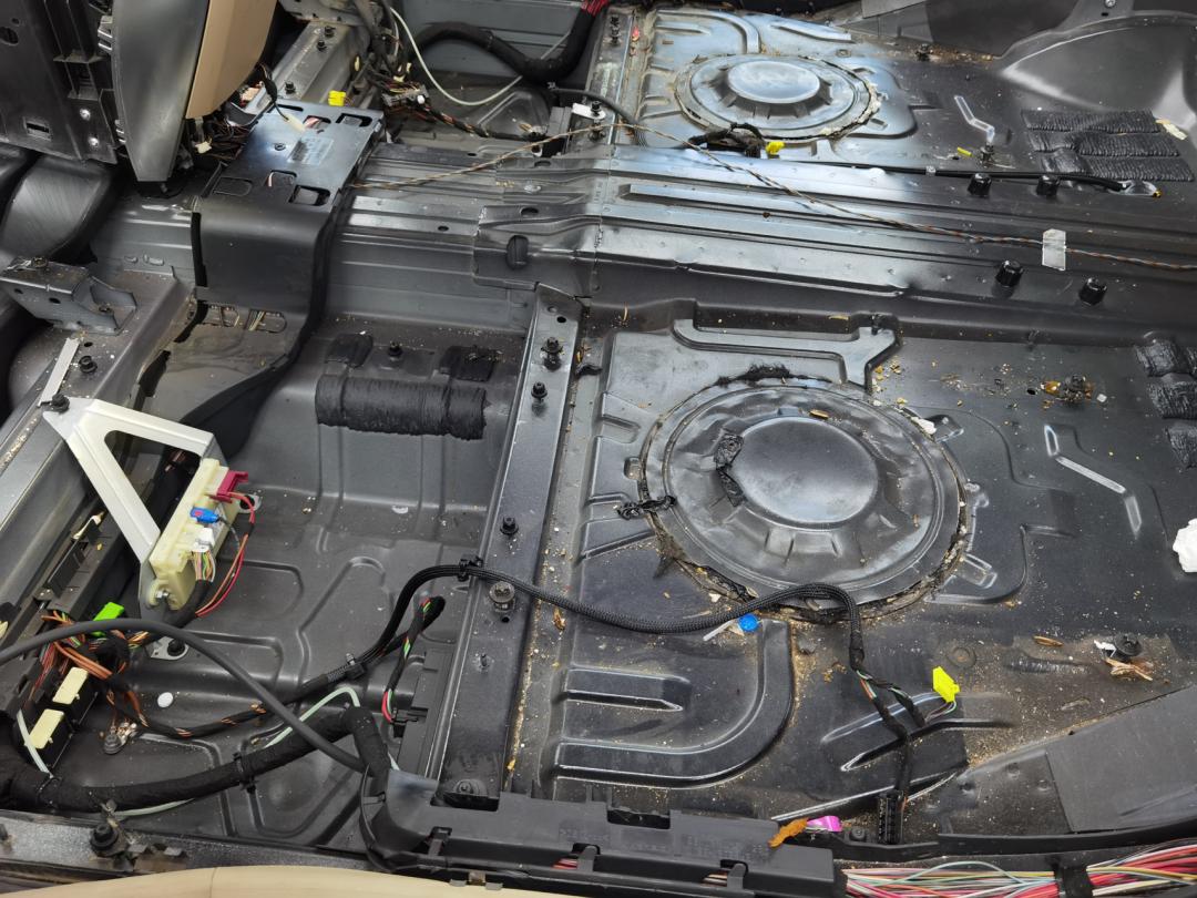 11年奔驰r350老款改新款全程过程,老款奔驰r350真的容易坏吗