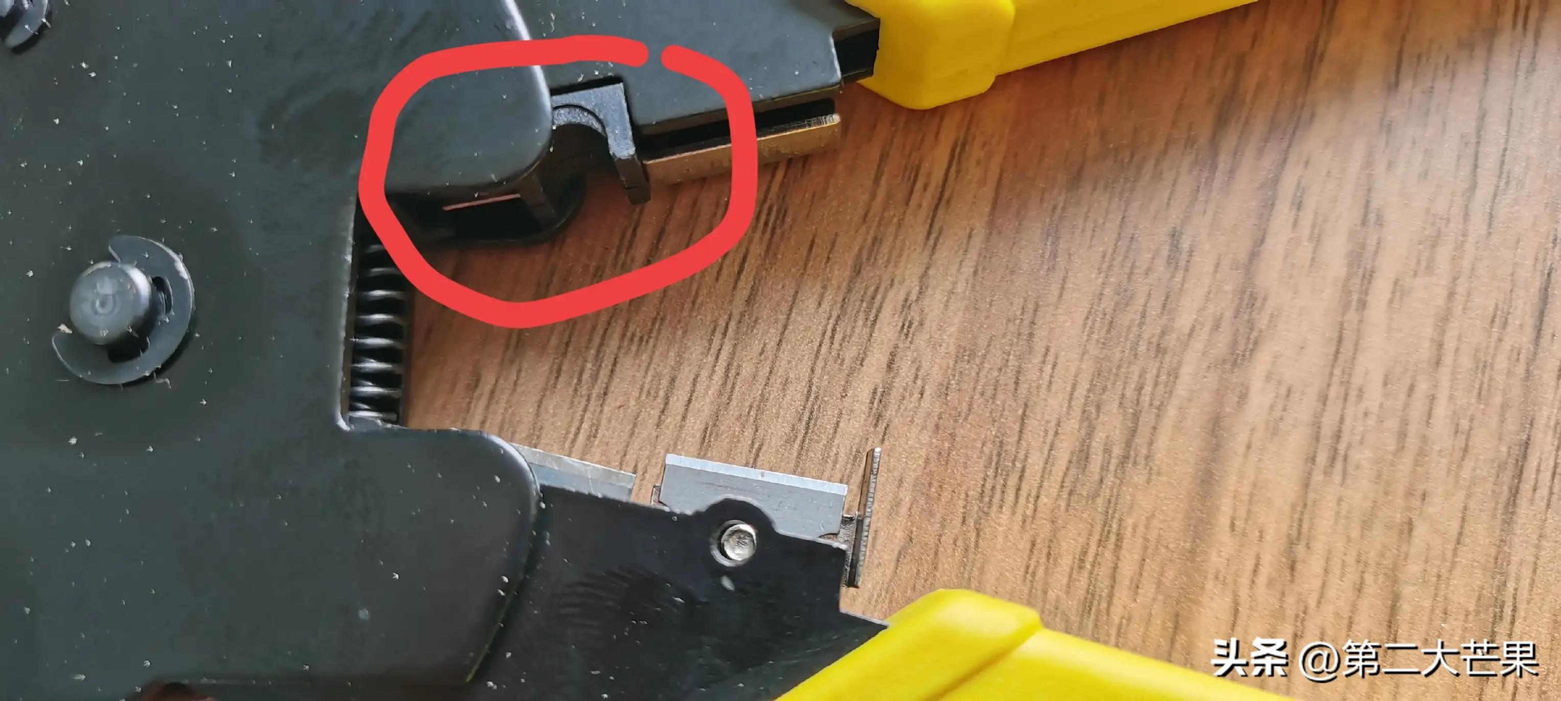 水晶头的接法口诀,水晶头的接法