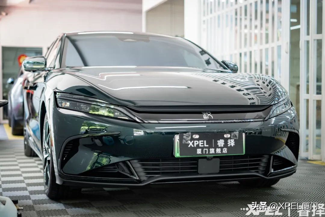 厦门汽车贴膜合肥,比亚迪车衣贴膜手法
