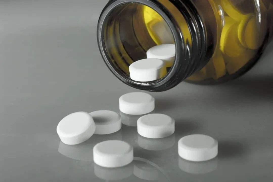 艾司唑仑片可以彻底根治失眠吗,艾司唑仑可以治疗失眠不