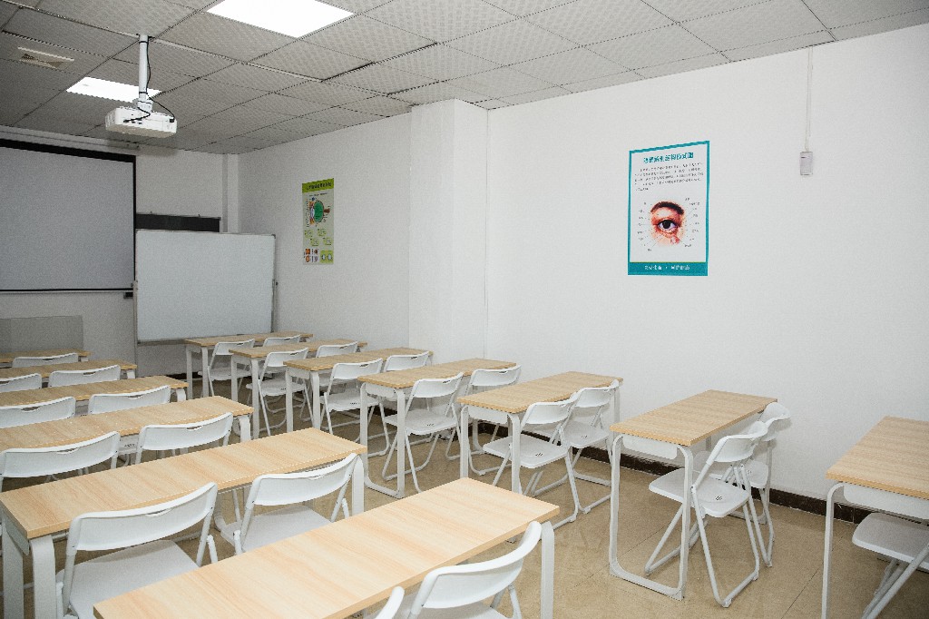 哪里培训眼镜验光师,验光师哪里报考