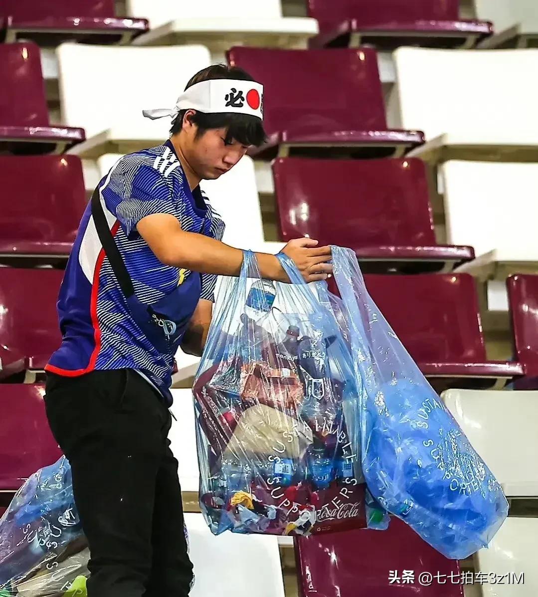 日本队打扫更衣室后续,日本队赛后打扫球场更衣