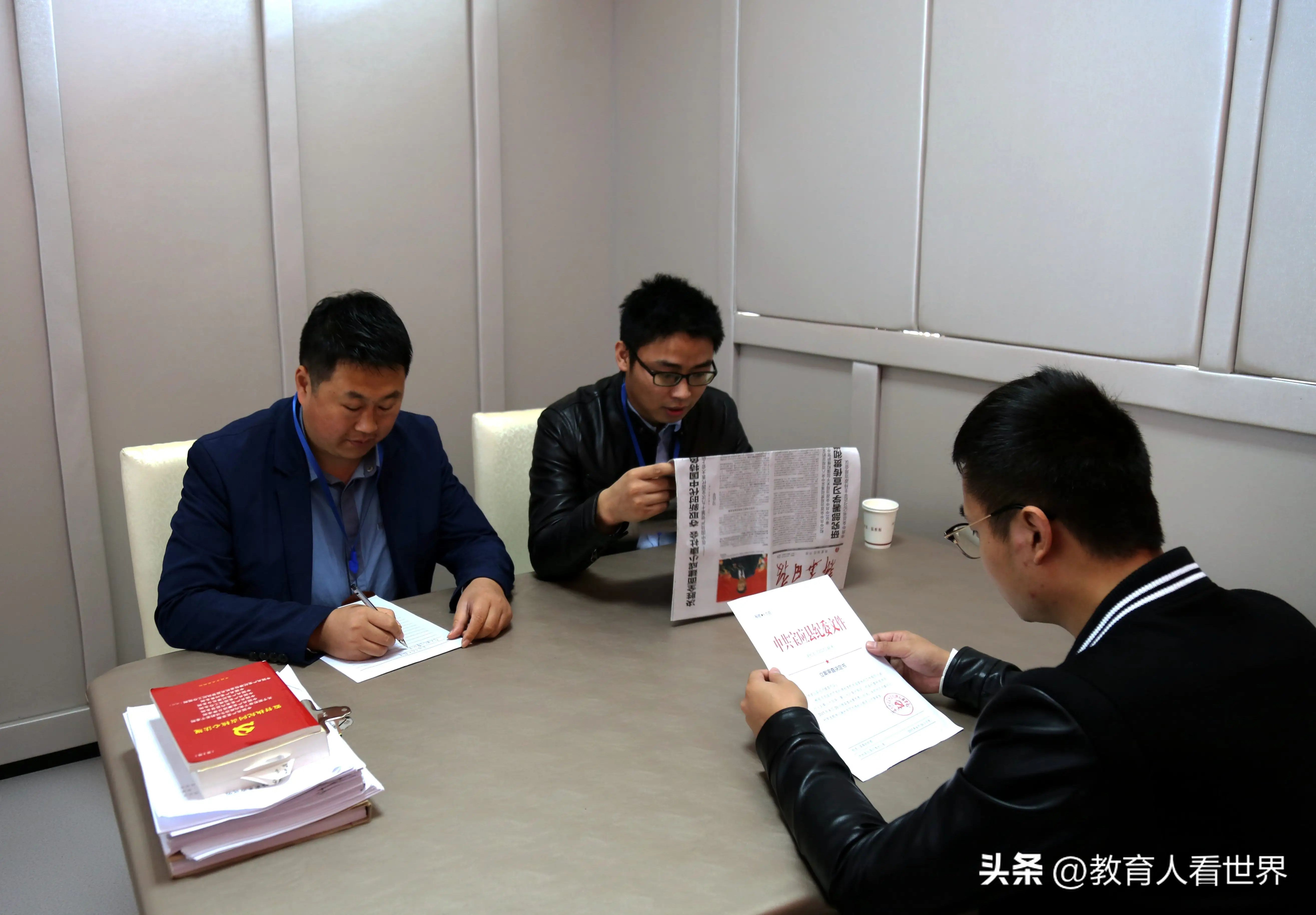 遭遇教师评职称黑幕怎么办,普通教师评上副高是不是天花板